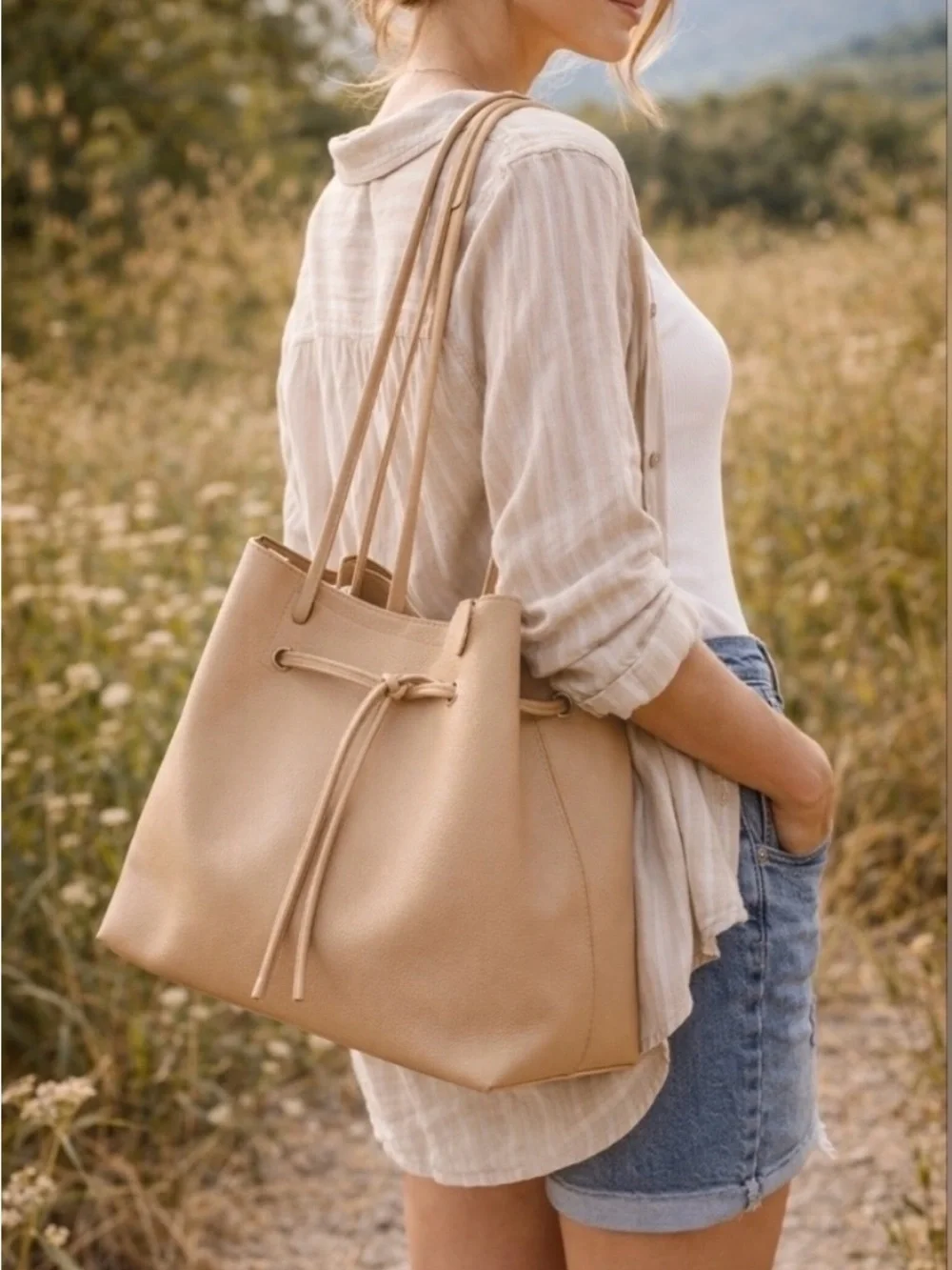 8 Other Reasons Vegan Pebbled Leather Slouchy Crossbody Bucket Bag in Tan NEW